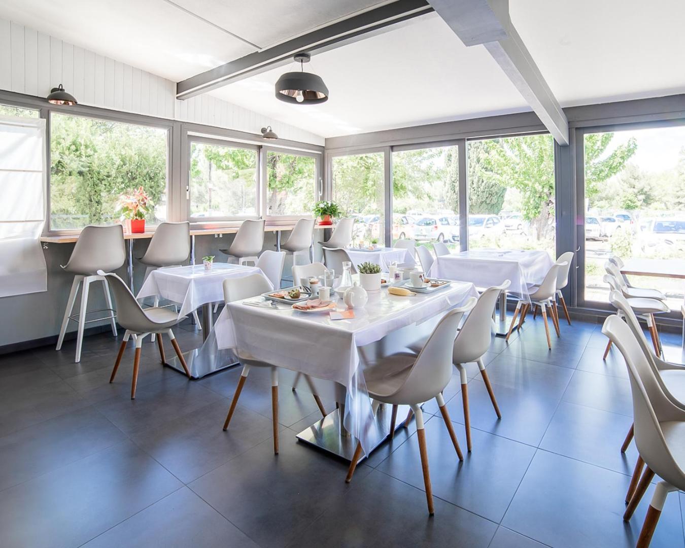 Hotel Lapeyronie Montpellier Bagian luar foto