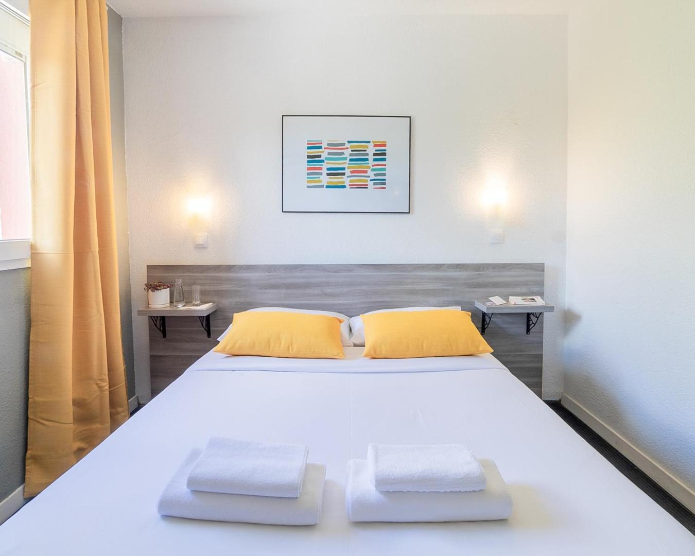 Hotel Lapeyronie Montpellier Bagian luar foto